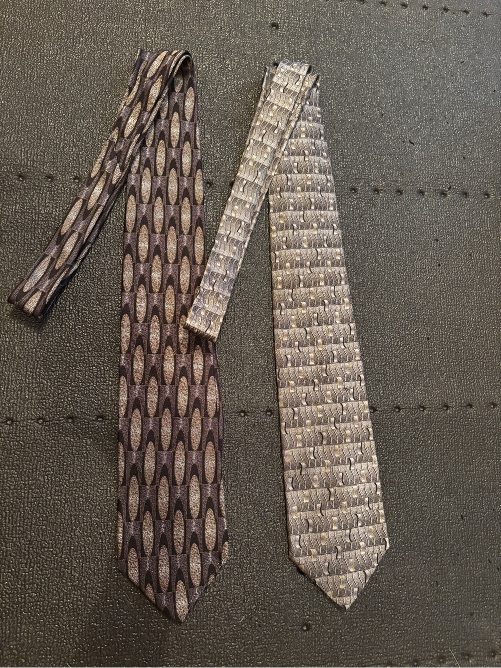 Daniel Craig Italian Silk Necktie Lot of 2 Geometric Print Gray Brown
